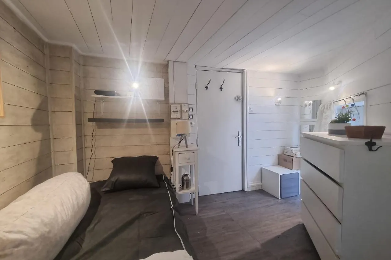 #Di The Ingenious Downtown Studette Apartment Grenoble France